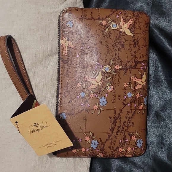 PATRICIA NASH | Floral Map Print Capri Wristlet - Picture 2 of 7